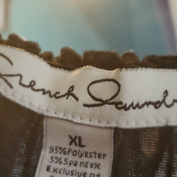 Blouse - Picture 2 of 2